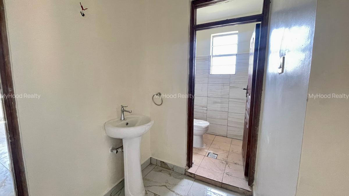 3 Bed Apartment with En Suite in Ruaka - 9