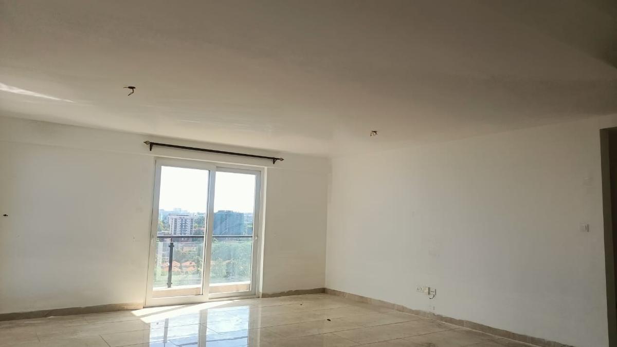 4 Bed Apartment with En Suite in General Mathenge - 1