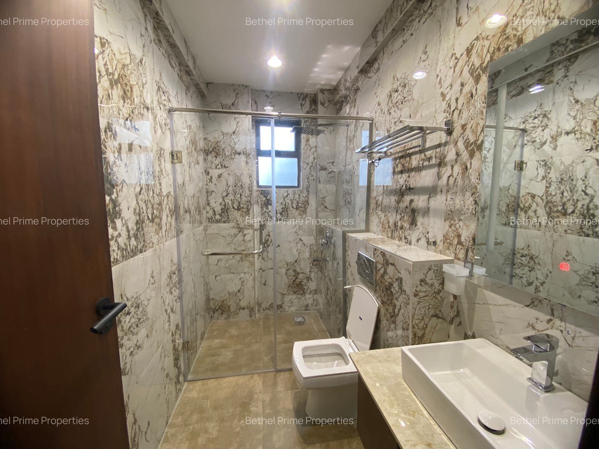 2 Bed Apartment with En Suite in Brookside - 9