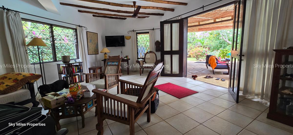 3 Bed Villa with En Suite at Mtwapa La-Marina - 9