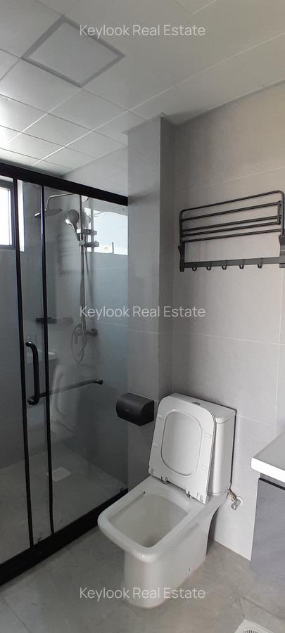 2 Bed Apartment with En Suite at Riverside - 6