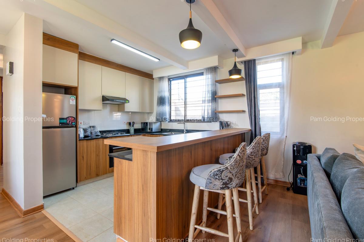 2 Bed House at Ridgeways Road - 4