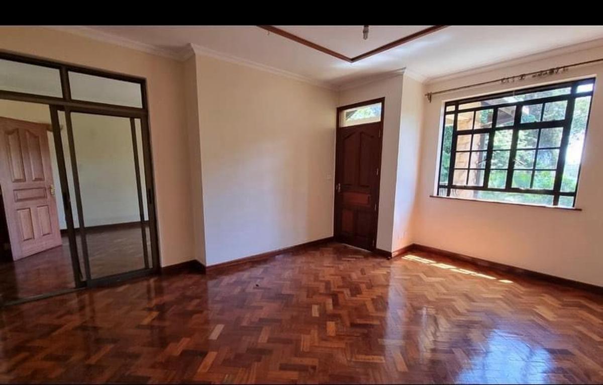 4 Bed Townhouse with En Suite in Lavington - 7