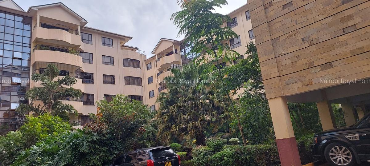 3 Bed Apartment with En Suite at Lavington Green - 3