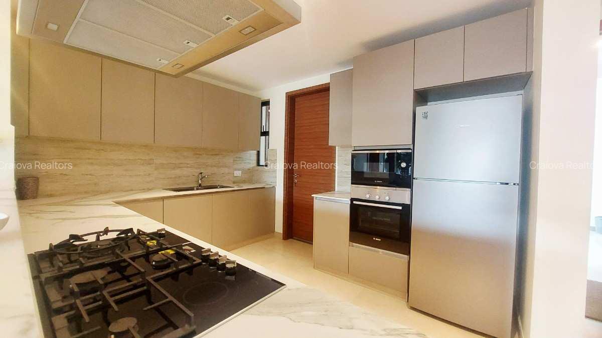 2 Bed Apartment with En Suite at Riverside Drive - 11