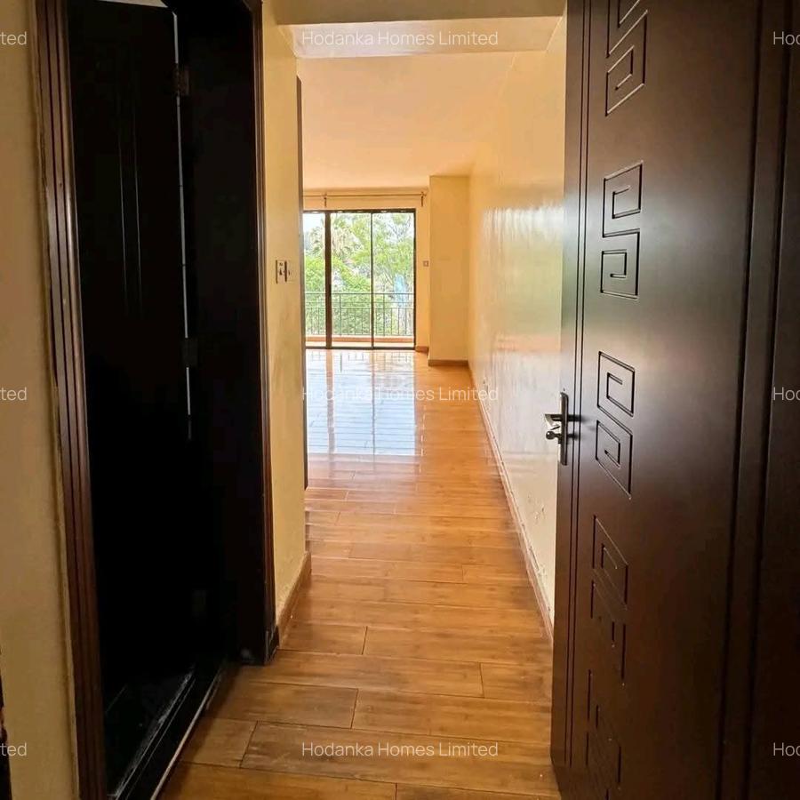 Serviced 3 Bed Apartment with En Suite in Kilimani - 8