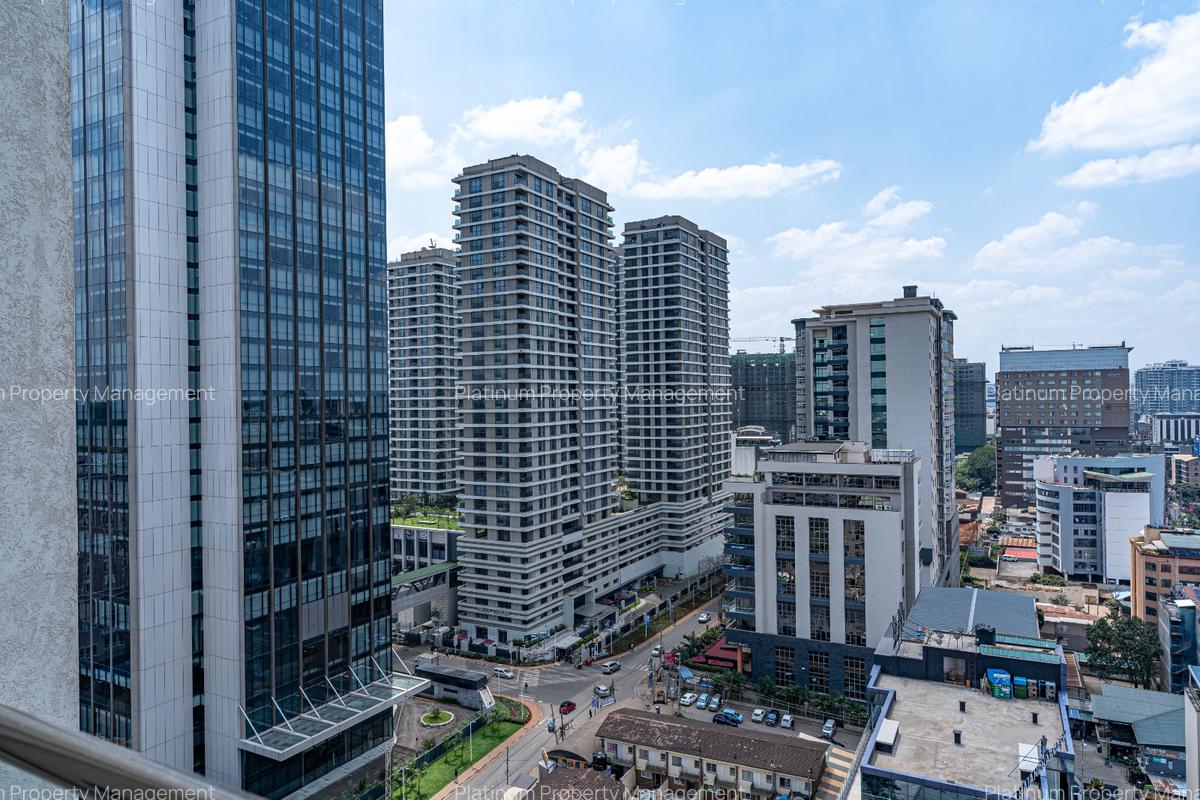 Serviced 1 Bed Apartment with En Suite at Westlands Rd - 8