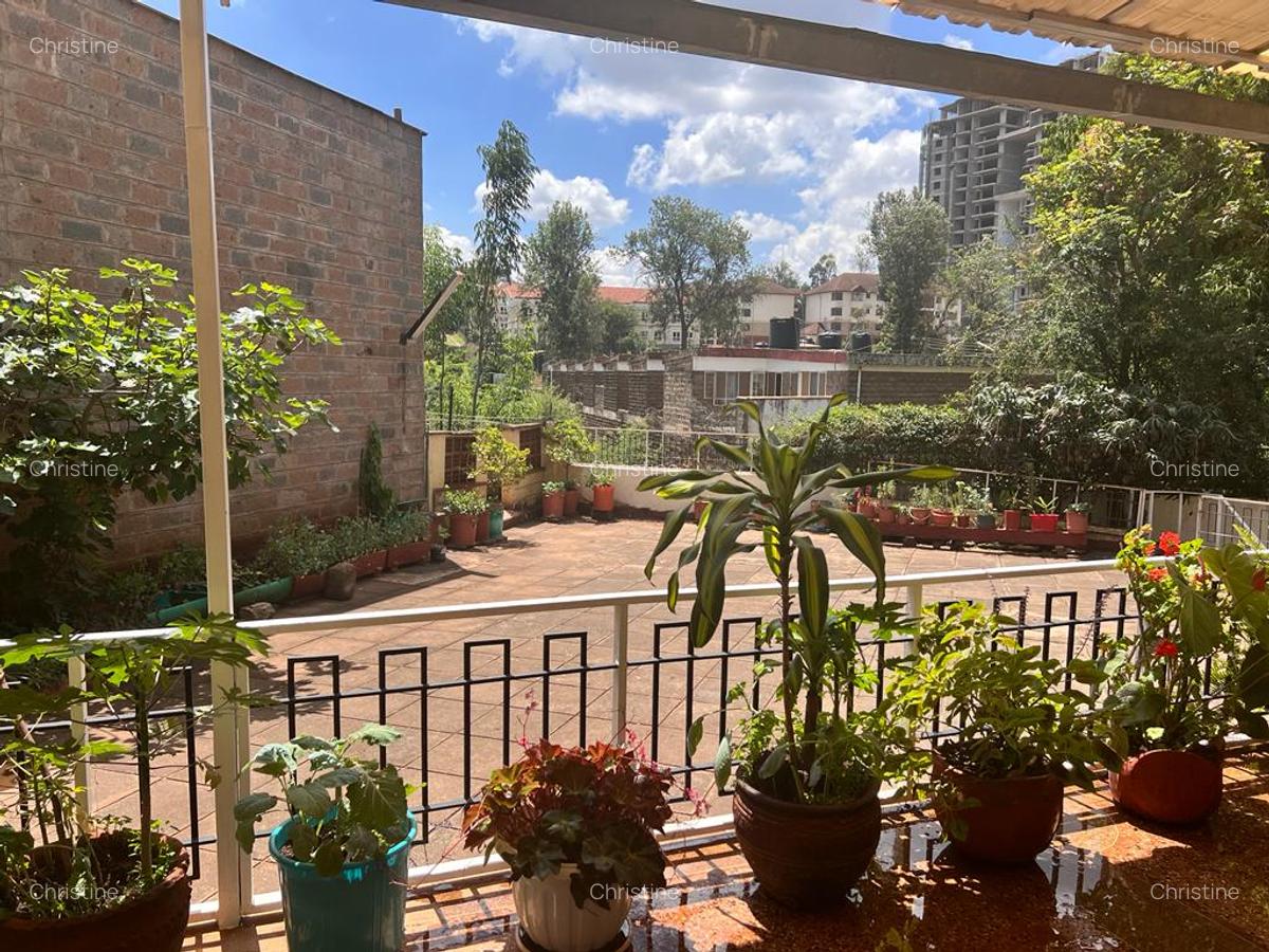 4 Bed House with En Suite at Ring Road - 18