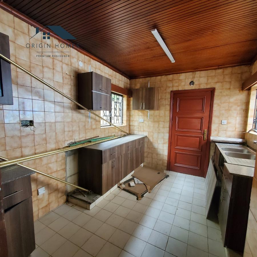 4 Bed House with En Suite at Kilimani - 13