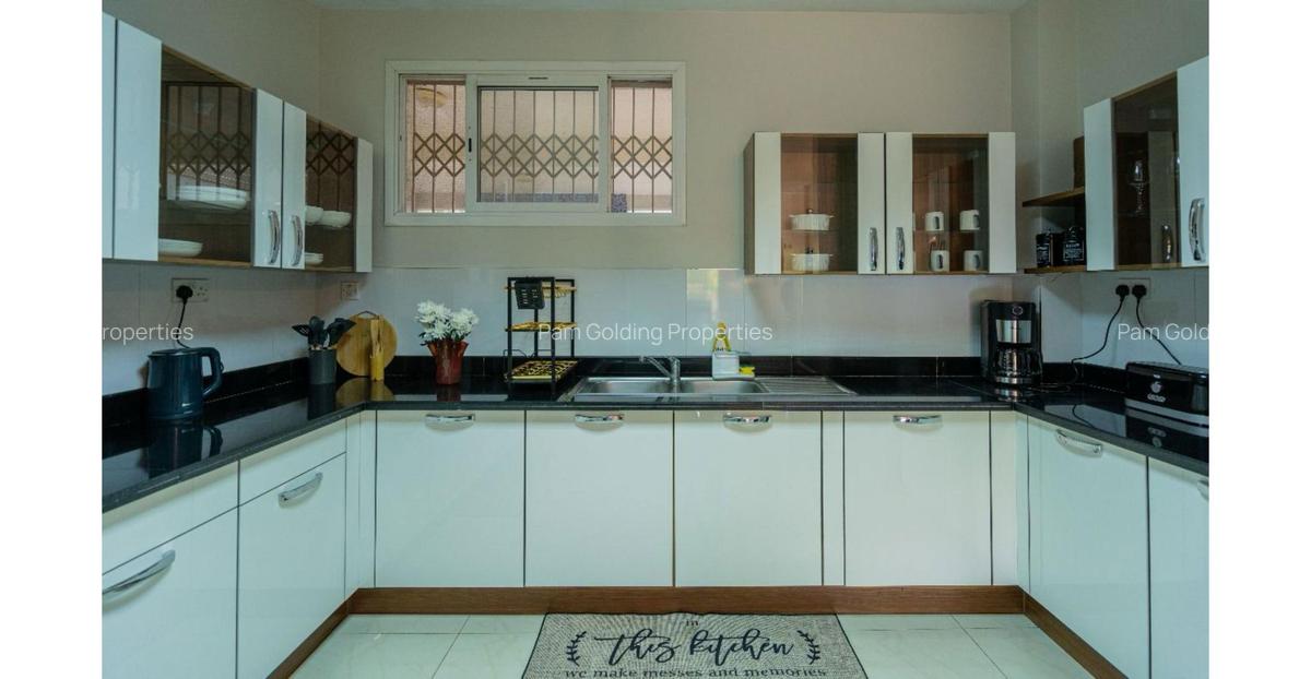 Furnished 2 Bed Apartment with En Suite in Kileleshwa - 10