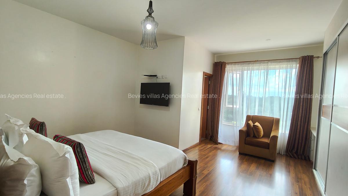 Serviced 4 Bed Apartment with En Suite at Parklands - 9
