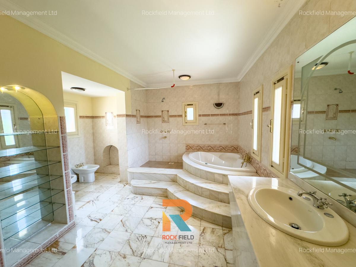 5 Bed House with En Suite at Old Muthaiga - 13