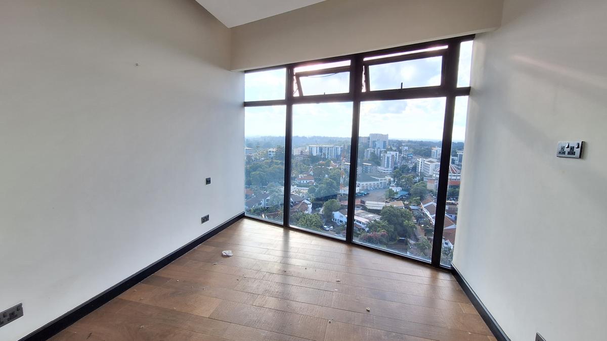 2 Bed Apartment with En Suite at Raphta Road - 11