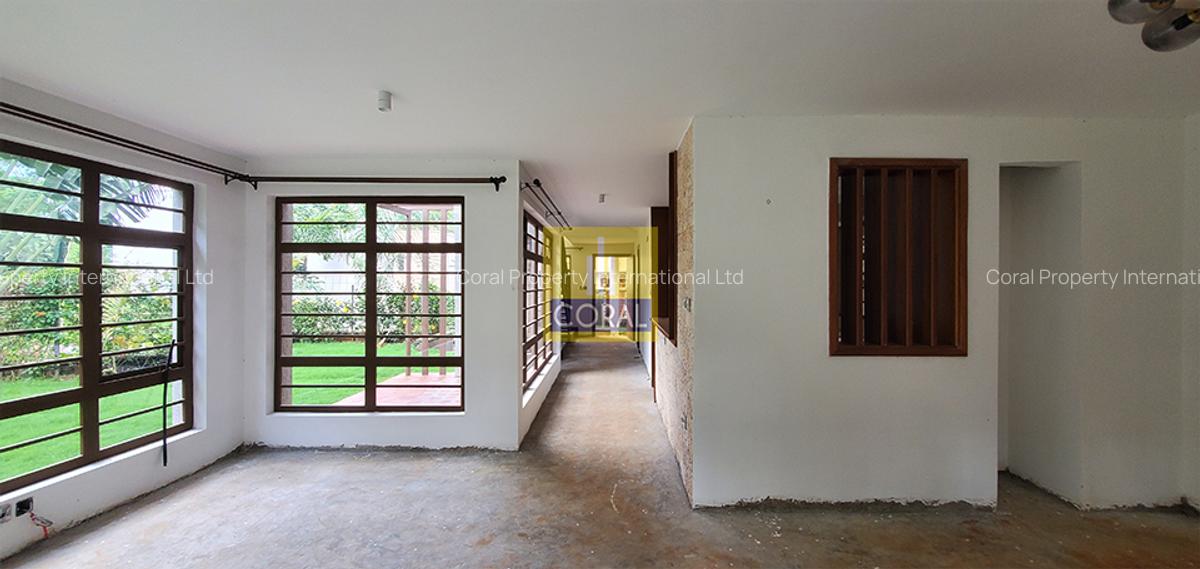 4 Bed Townhouse in Kiambu Road - 2