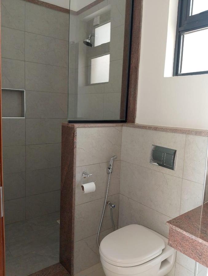 2 Bed Apartment with En Suite in Westlands Area - 5