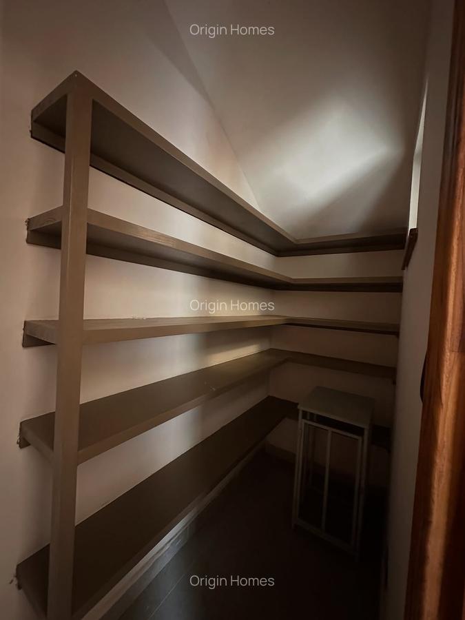 4 Bed Townhouse with En Suite at Loresho - 10