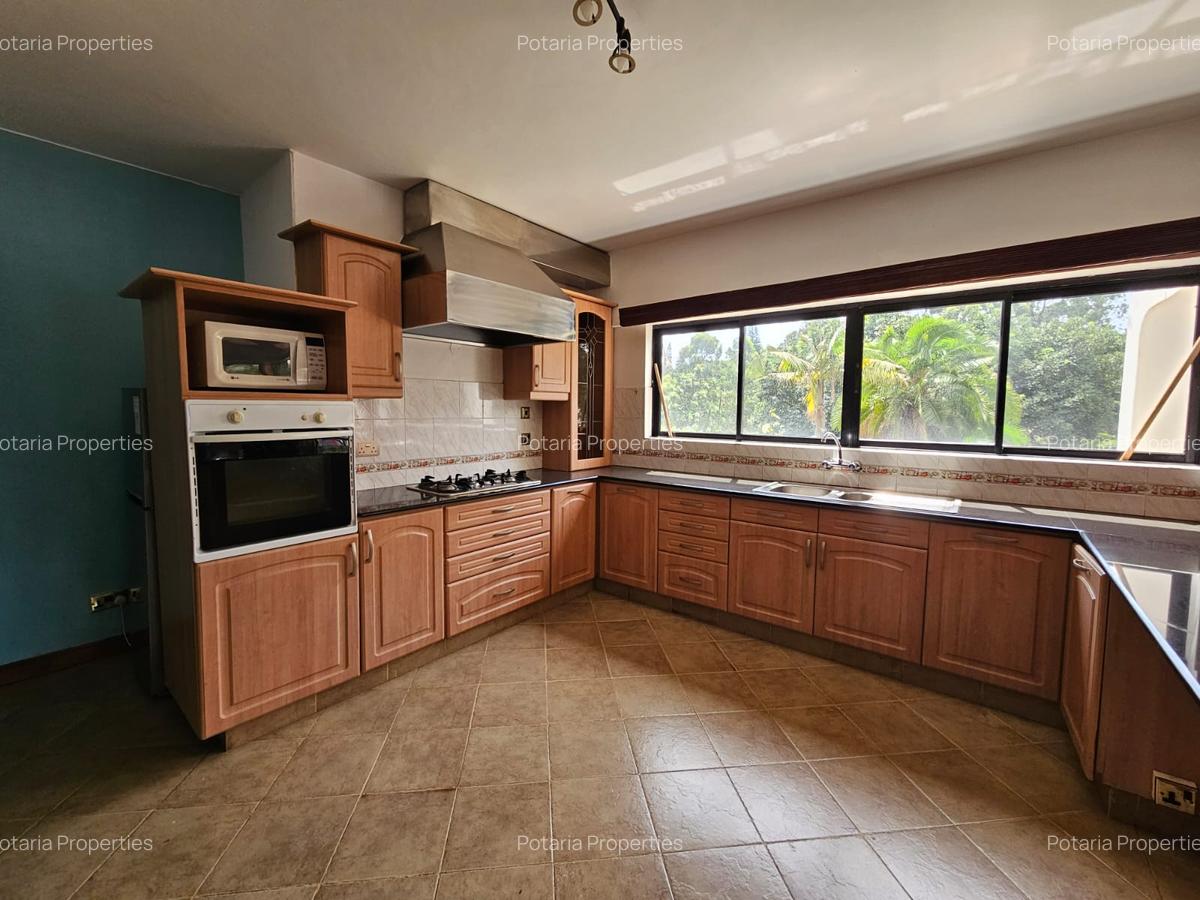 2 Bed Townhouse with En Suite in Westlands Area - 4