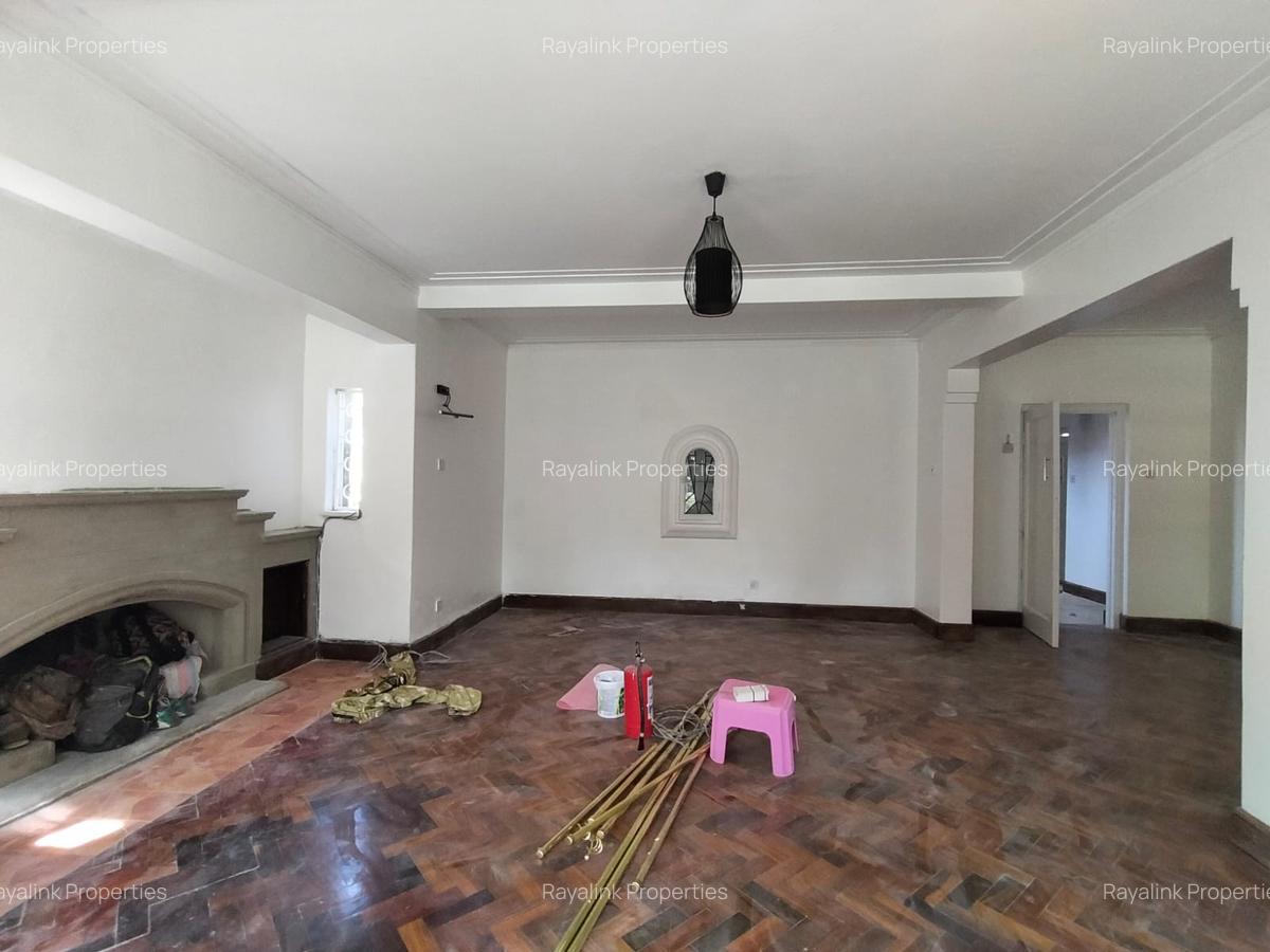 4 Bed House with En Suite at Karen - 3