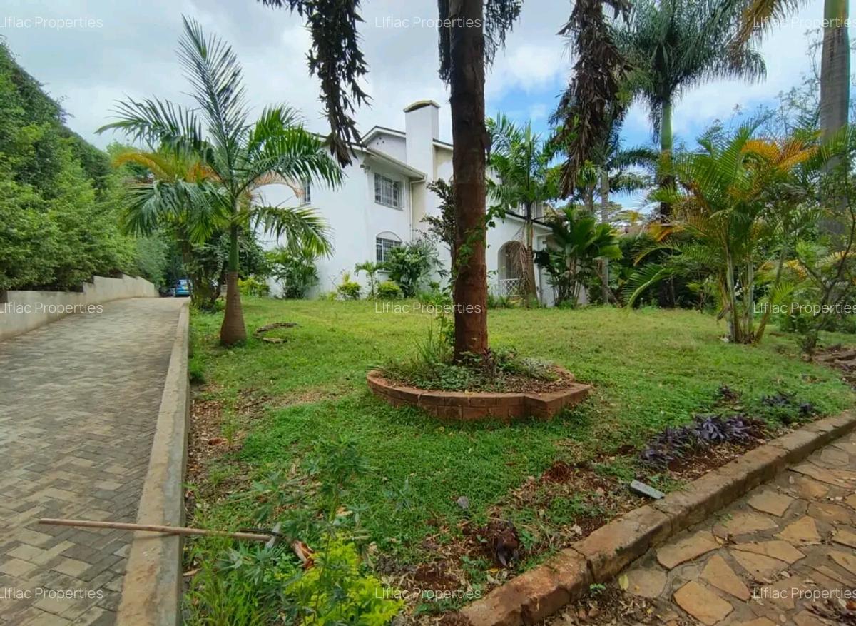 4 Bed House with En Suite in Runda - 1