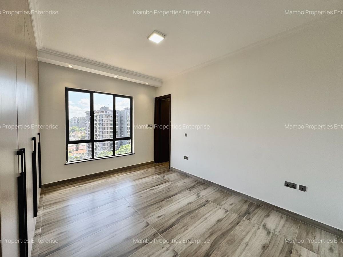 2 Bed Apartment with En Suite at Brookside Drive - 10