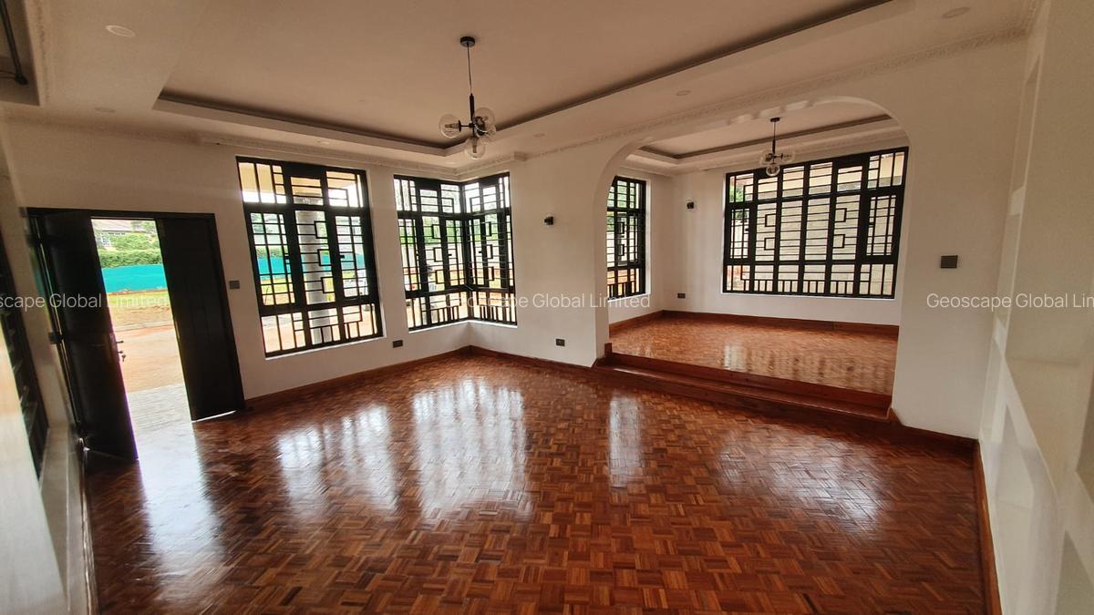 4 Bed House with En Suite in Karen - 2