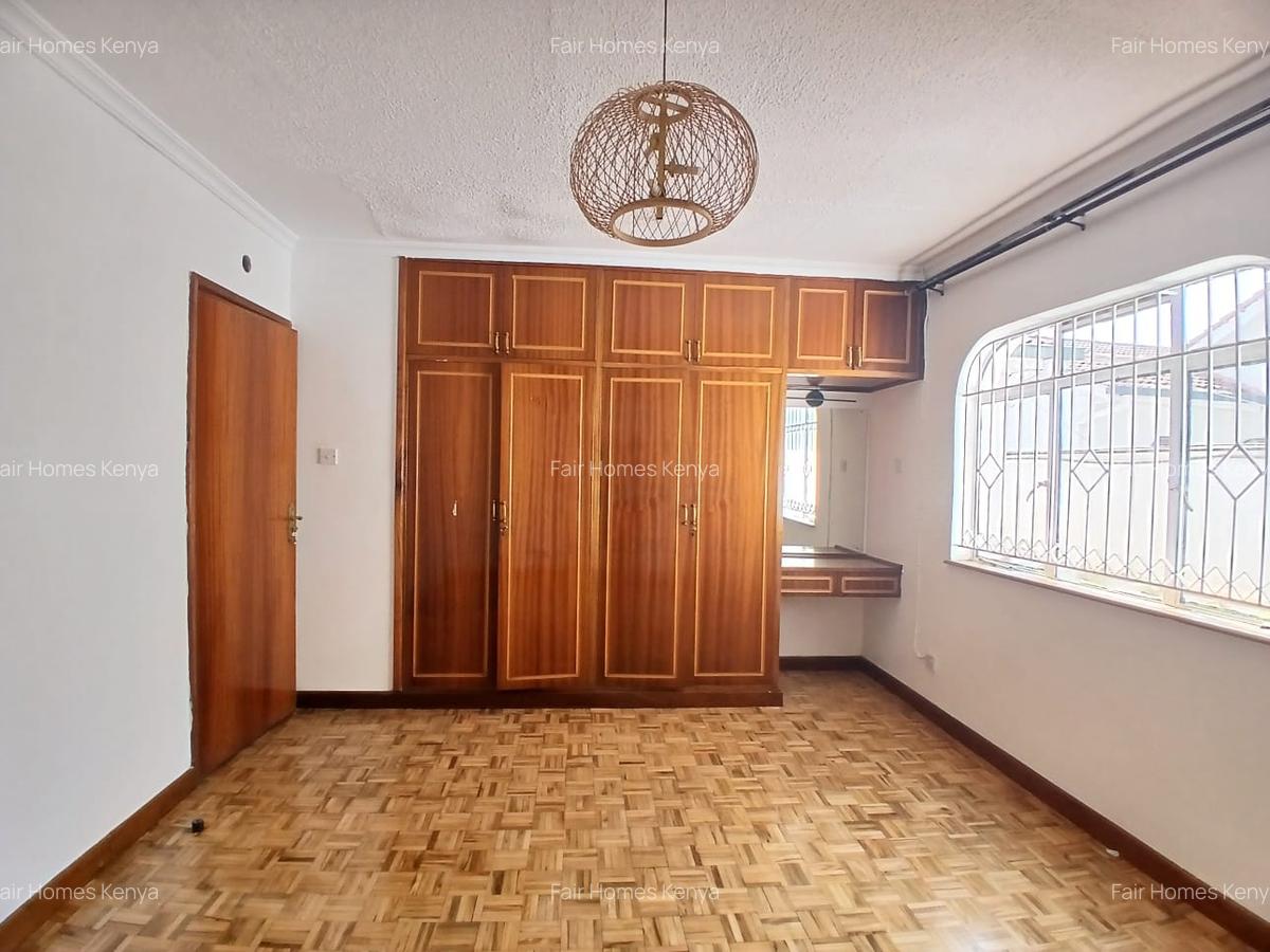 4 Bed Townhouse with En Suite at Lavington Green - 4
