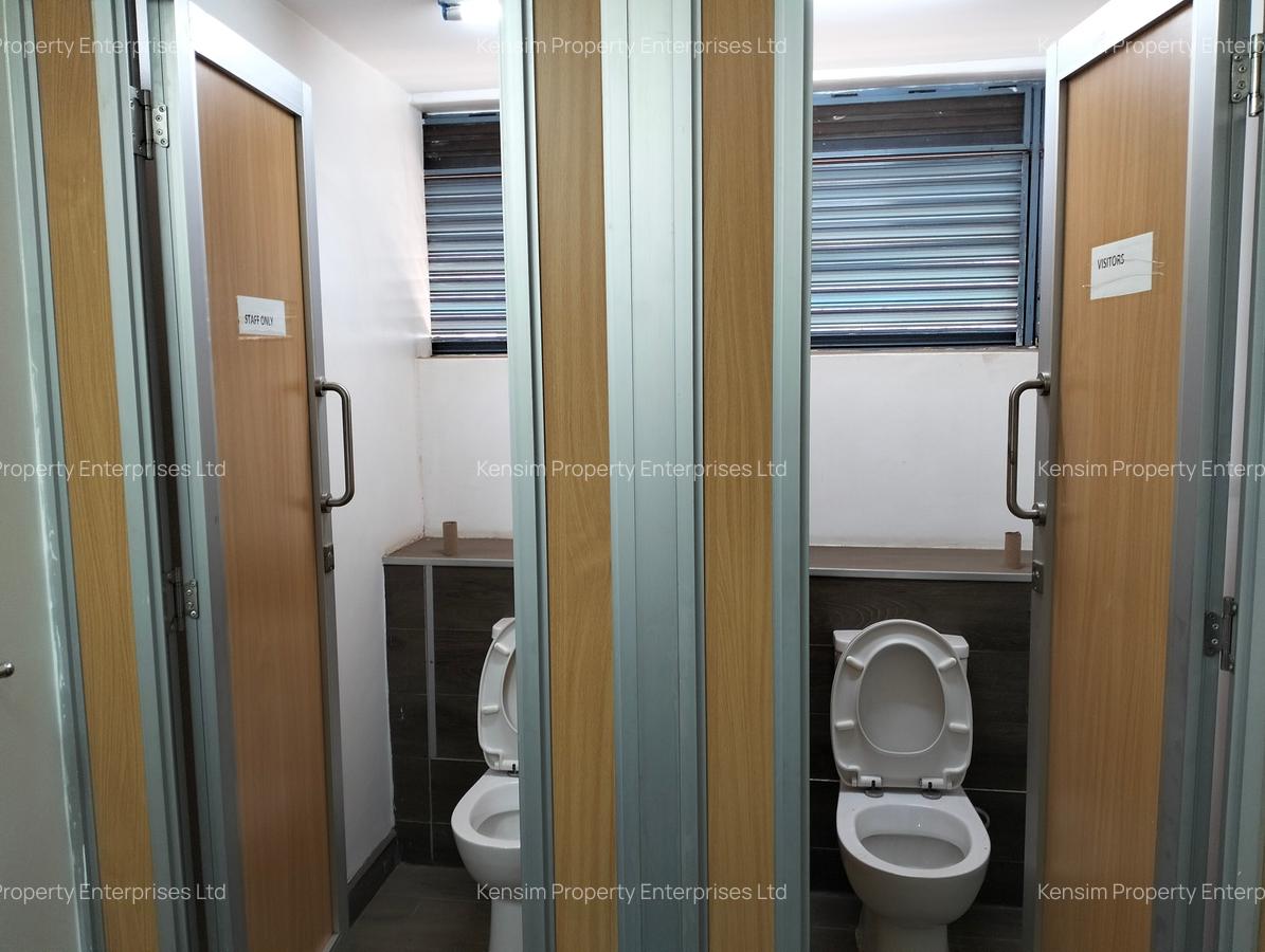 3,600 ft² Commercial Property with Service Charge Included in Westlands Area - 7