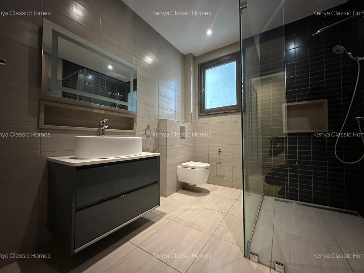 Furnished 3 Bed Apartment with En Suite at Riverside - 13