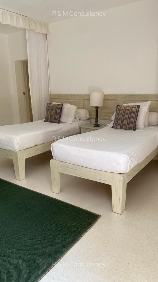 3 Bed Villa with En Suite in Watamu - 9