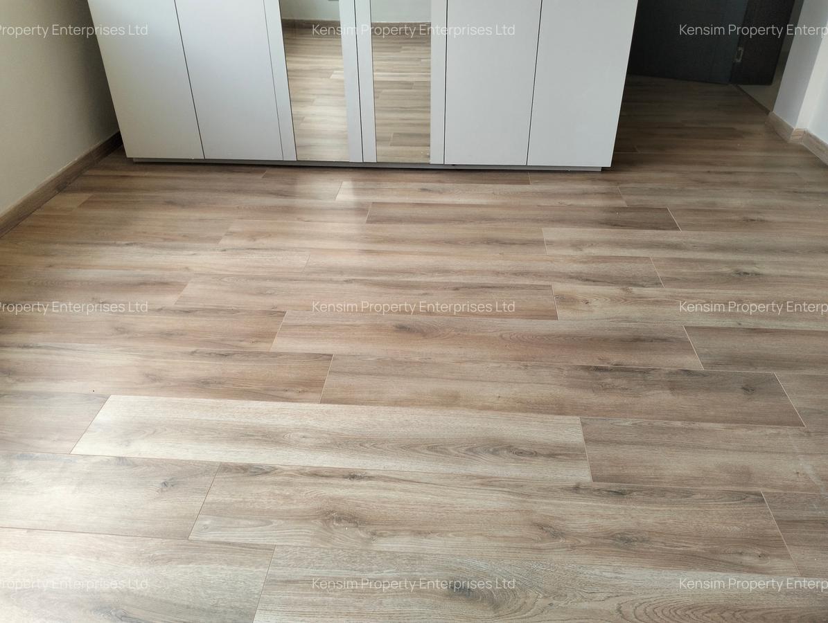 5 Bed Townhouse with En Suite in Lavington - 13