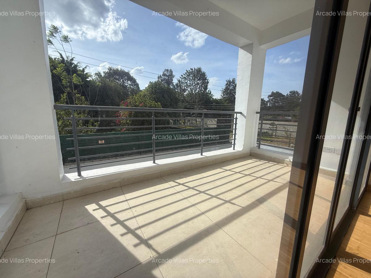 5 Bed Townhouse with En Suite in Lavington - 6