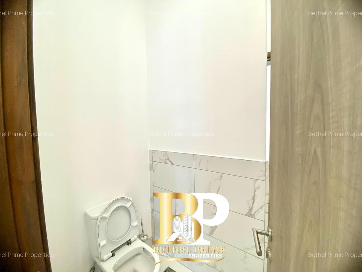 2 Bed Apartment with En Suite in Rosslyn - 9