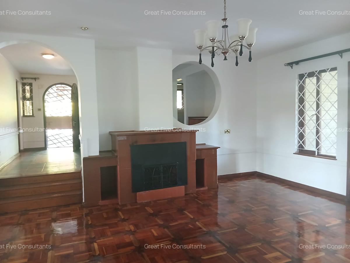 4 Bed Villa with En Suite in Runda - 6