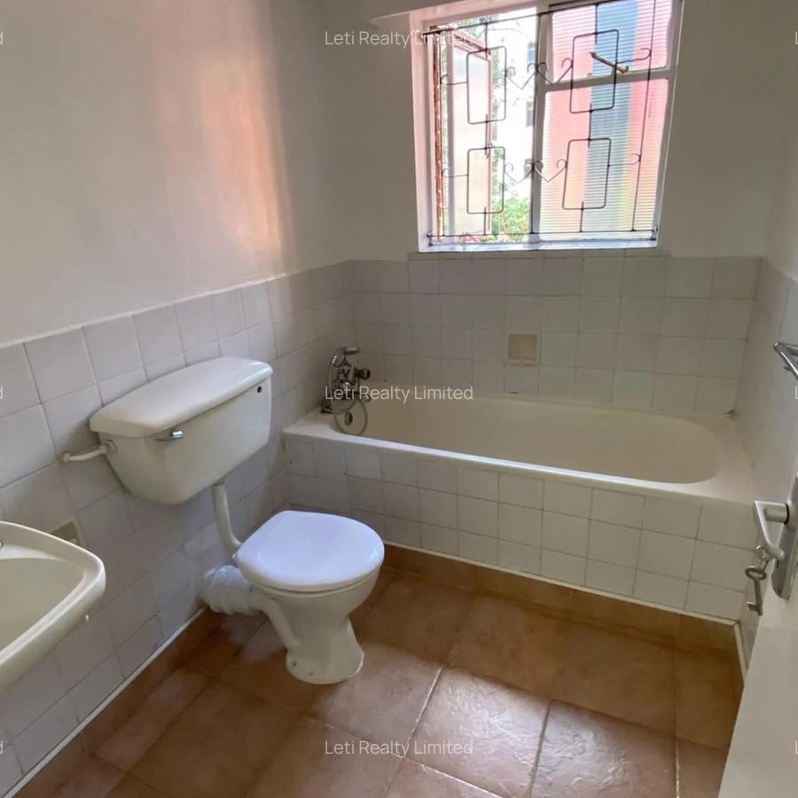 3 Bed Townhouse with En Suite in Kilimani - 8