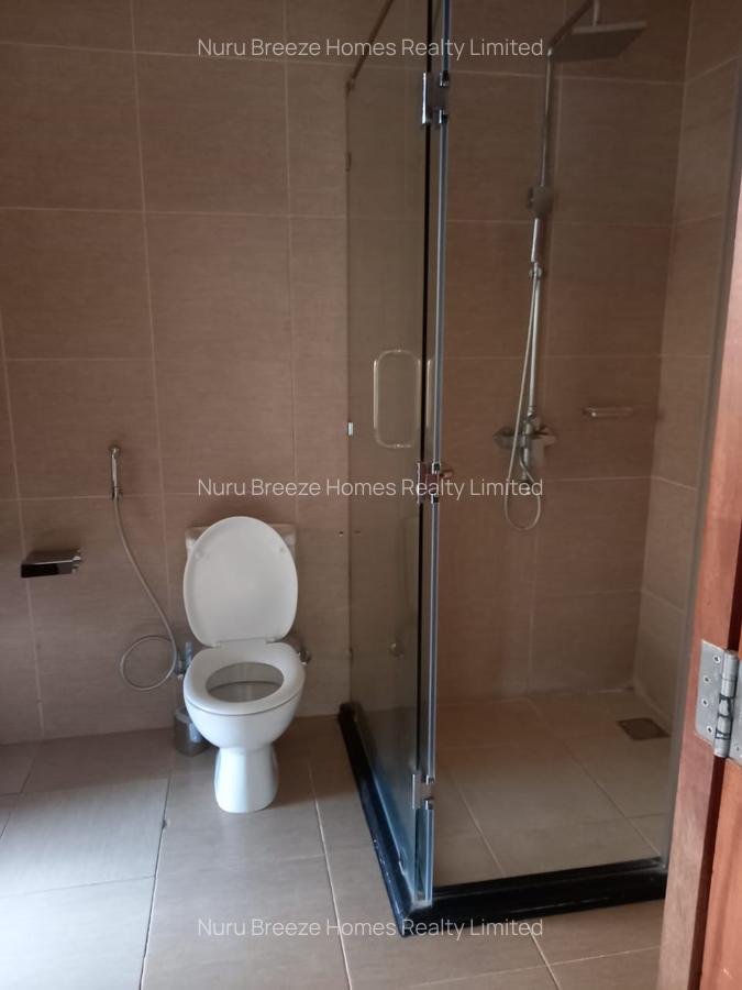 4 Bed Townhouse with En Suite in Runda - 17