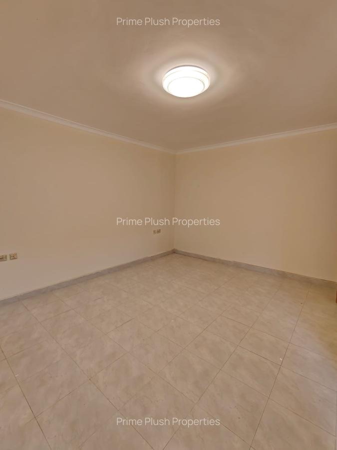 10 Bed House with En Suite in Karen - 9