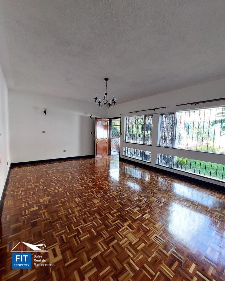4 Bed Townhouse with En Suite in Westlands Area - 2