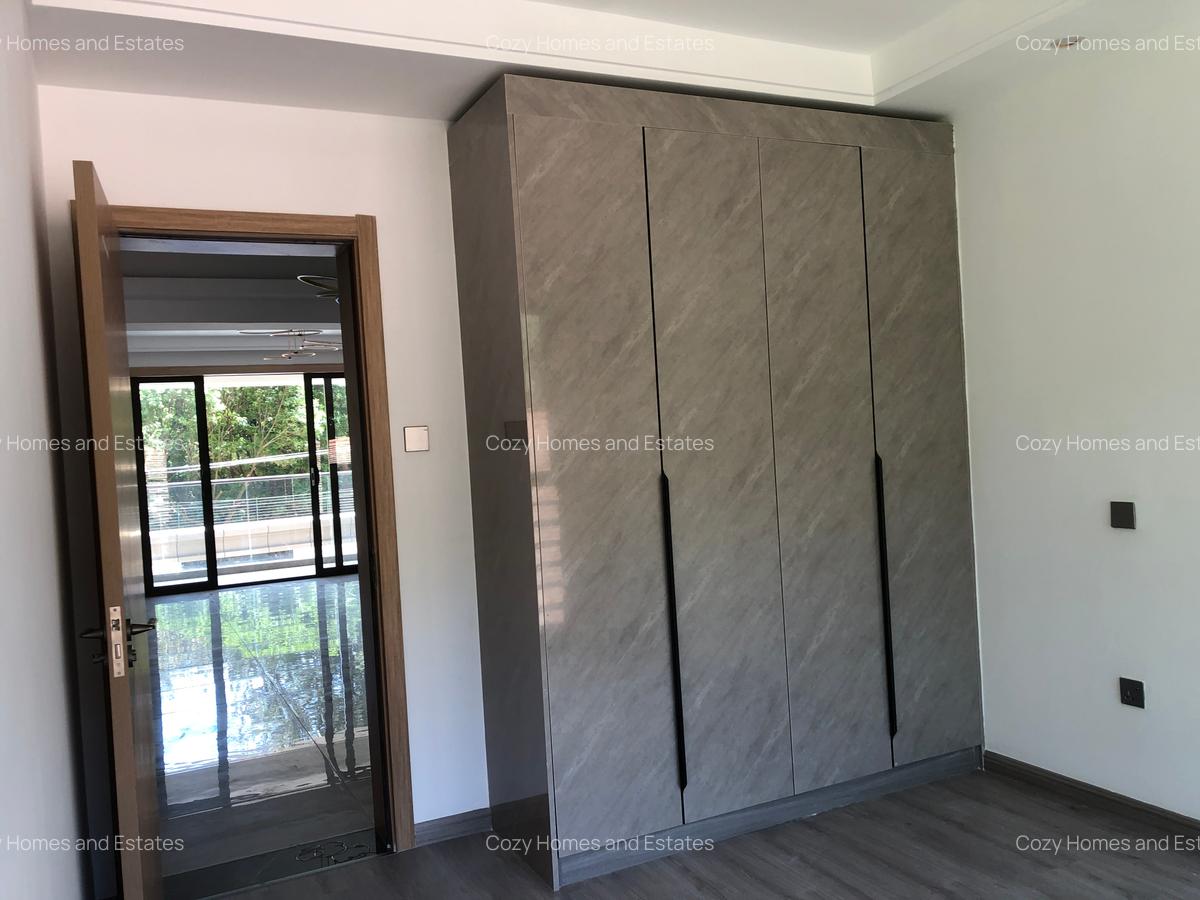 2 Bed Apartment with En Suite at Rivers - 7