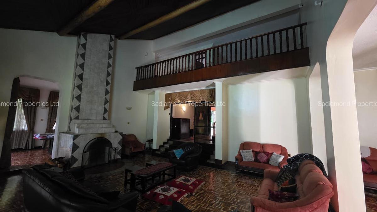 5 Bed House with En Suite in Karen - 8