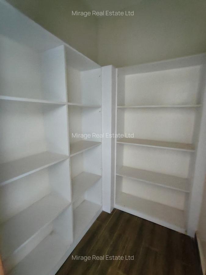 5 Bed Apartment with Staff Quarters in Parklands - 20