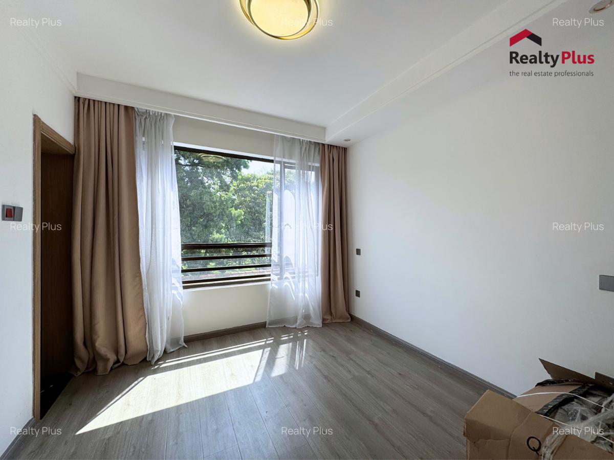 3 Bed Apartment with En Suite at Riverside Drive - 9