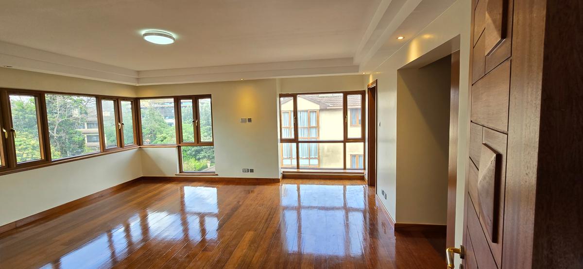 5 Bed Townhouse with En Suite at Jacaranda Avenue - 15