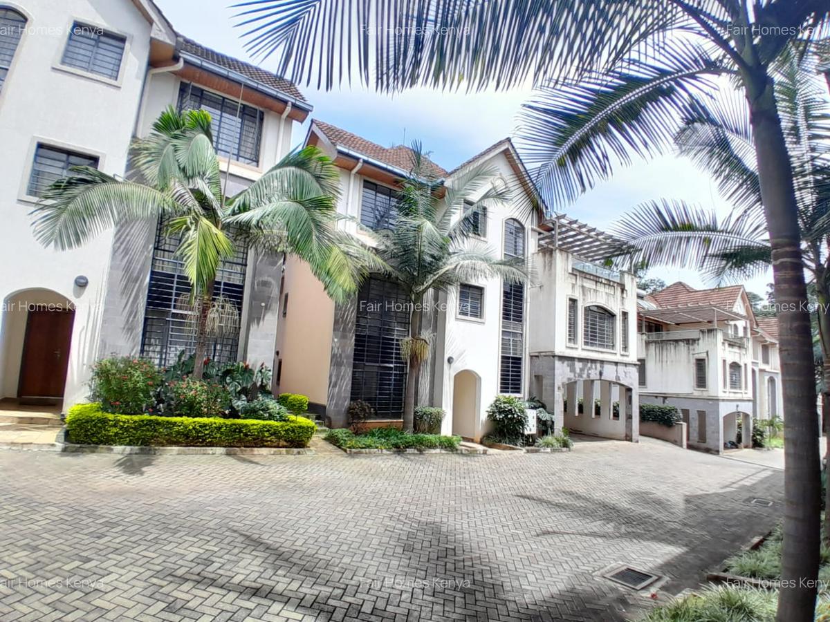 5 Bed Townhouse with En Suite at Convent Drive - 1