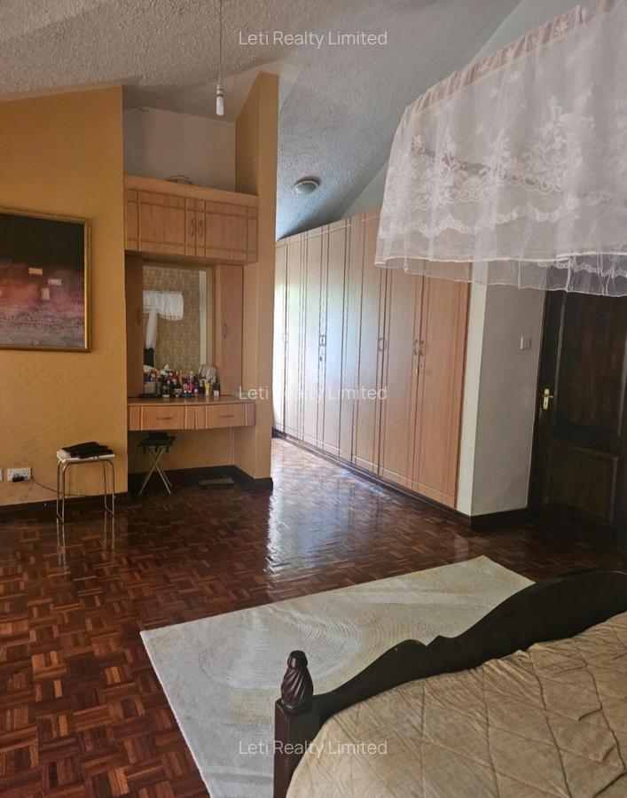 4 Bed Townhouse with En Suite in Lavington - 7