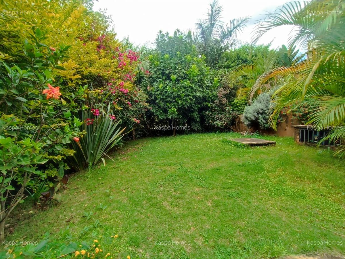4 Bed Townhouse with En Suite in Kitisuru - 1