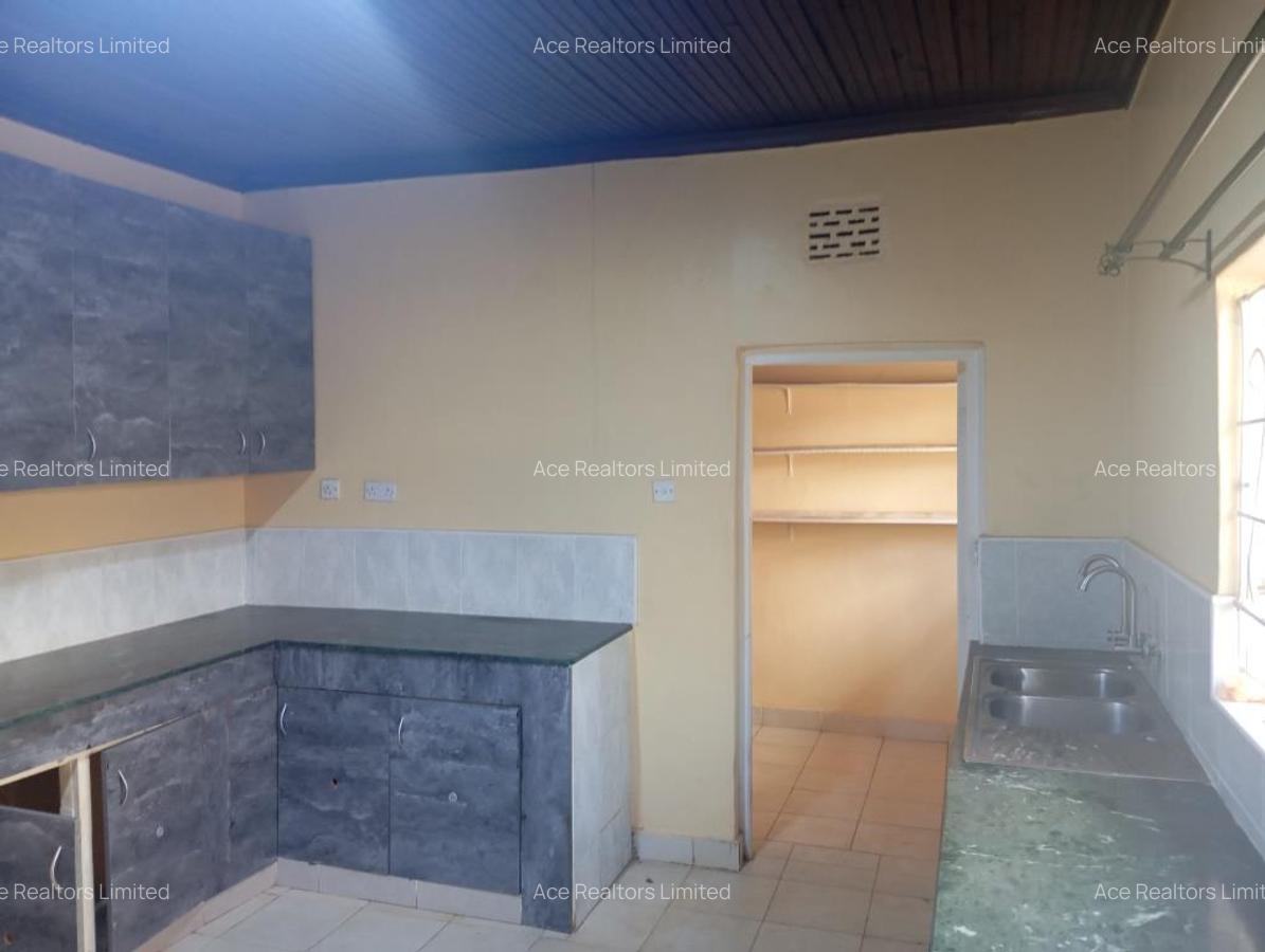 5 Bed House with En Suite at Mountain View Estate Nairoibi - 6