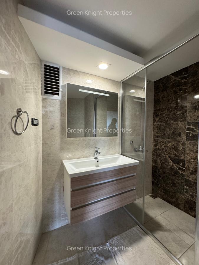 Serviced 3 Bed Apartment with En Suite in Kileleshwa - 11