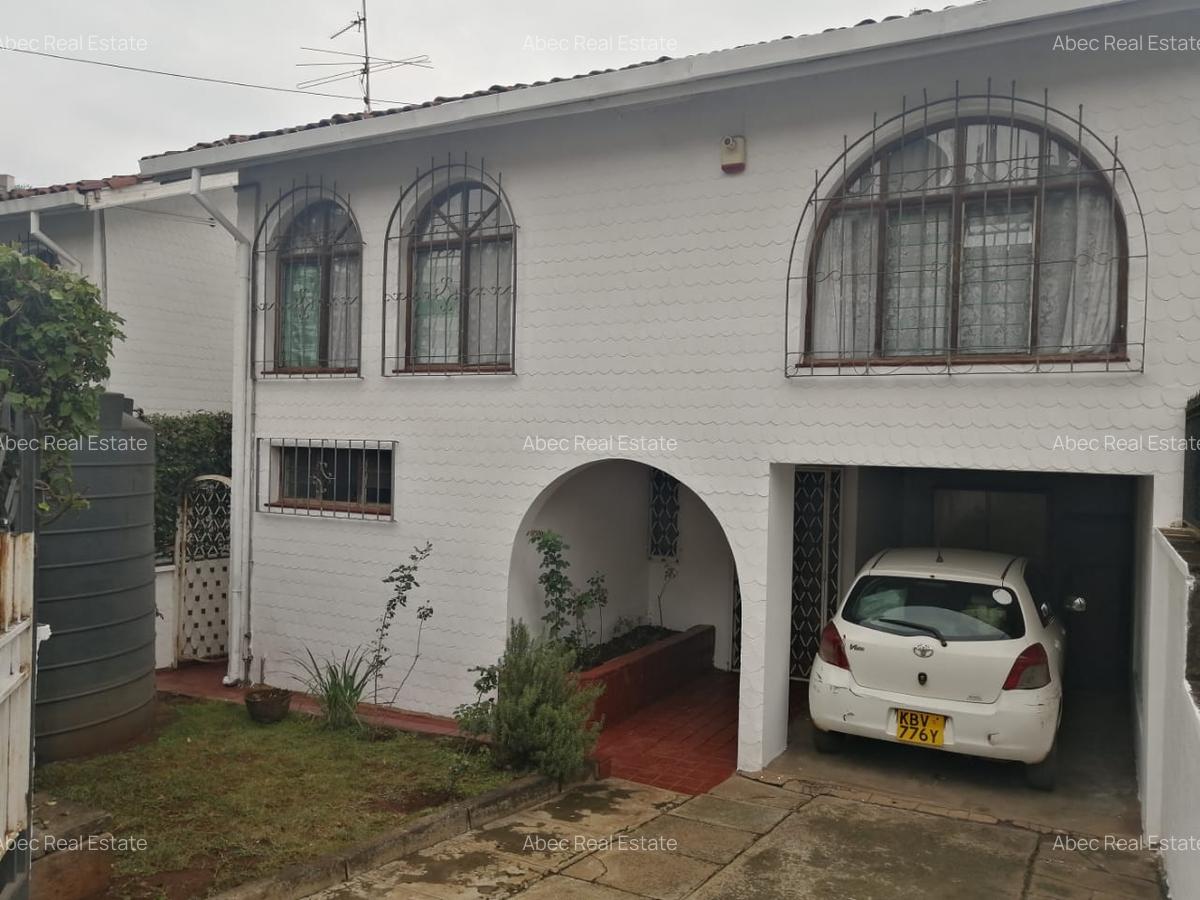 4 Bed Townhouse with En Suite in Lavington - 1
