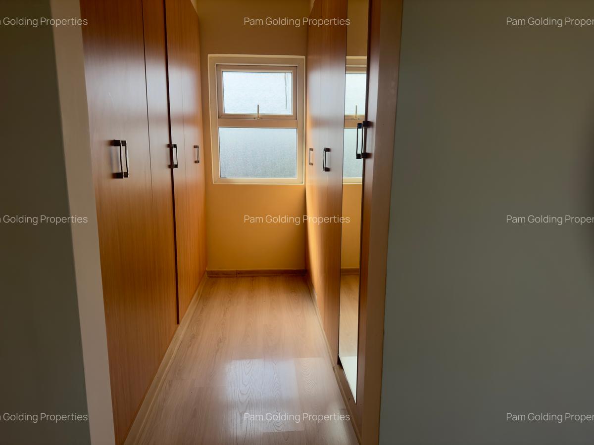 Serviced 3 Bed Apartment with En Suite at Rhapta Road - 15