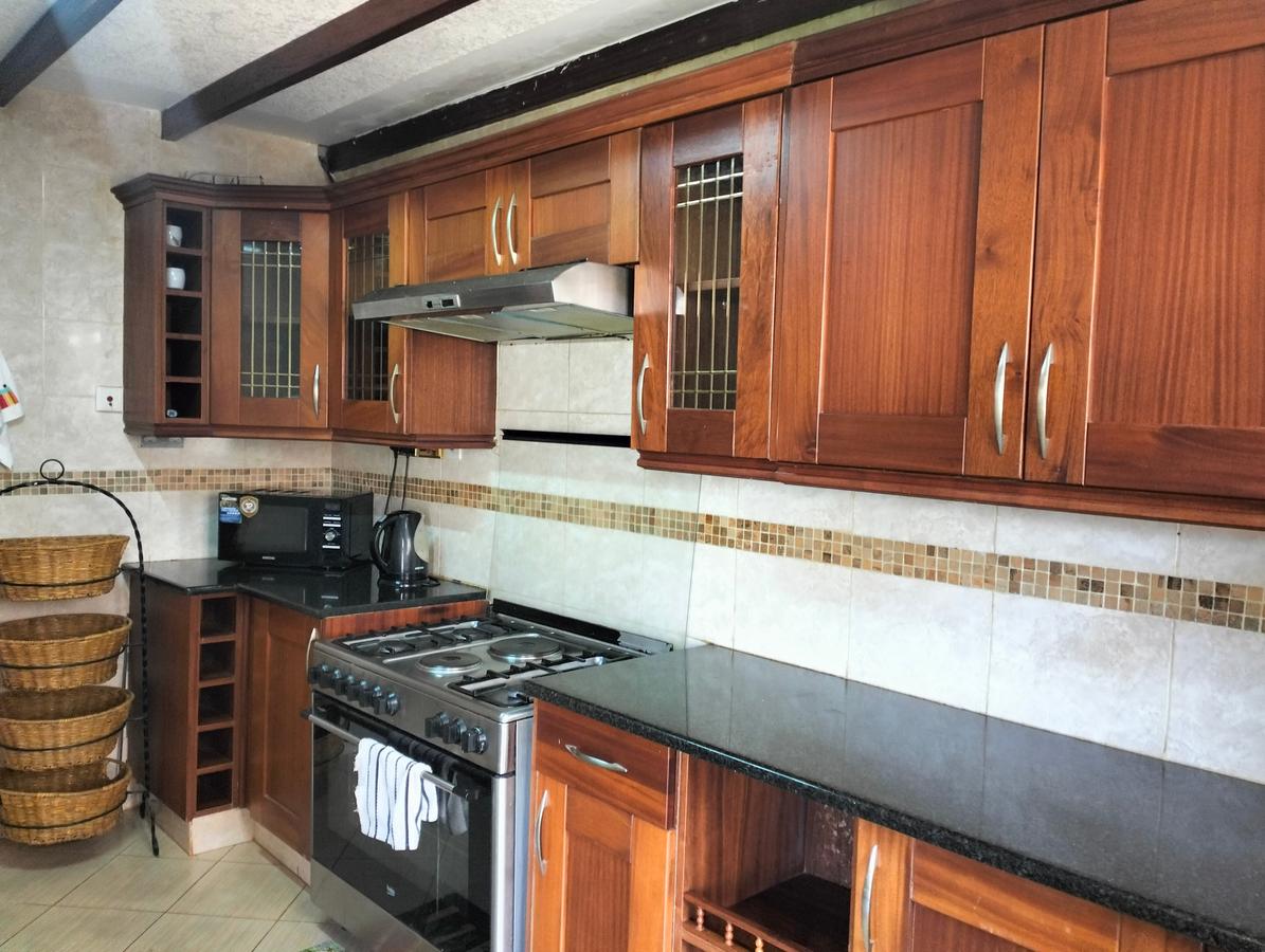 4 Bed Townhouse with En Suite in Runda - 9